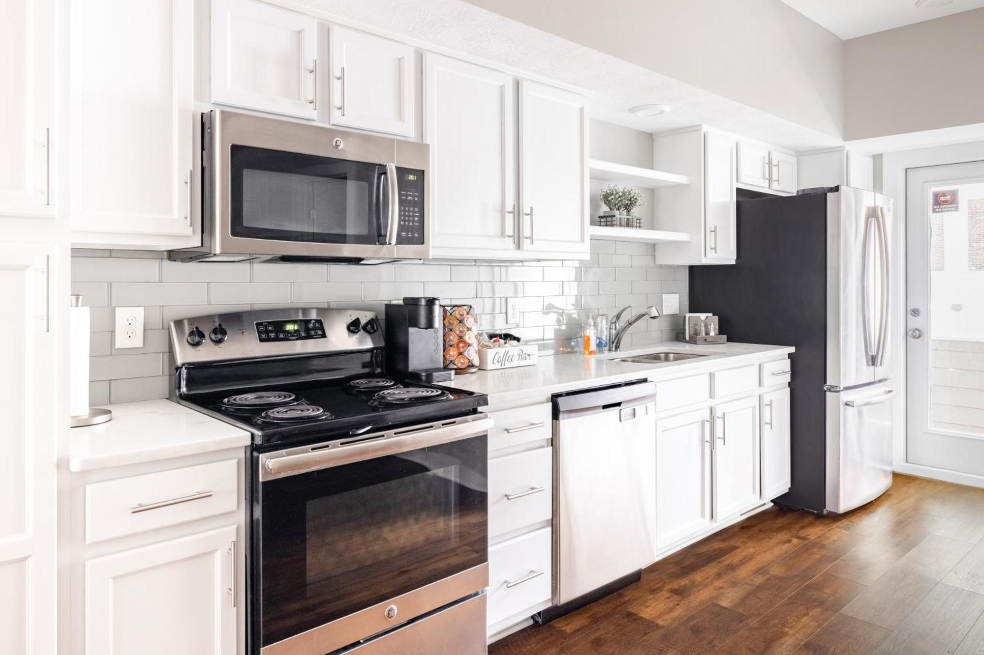 Luxury Downtown Townhome Unit 5 Кливленд Экстерьер фото