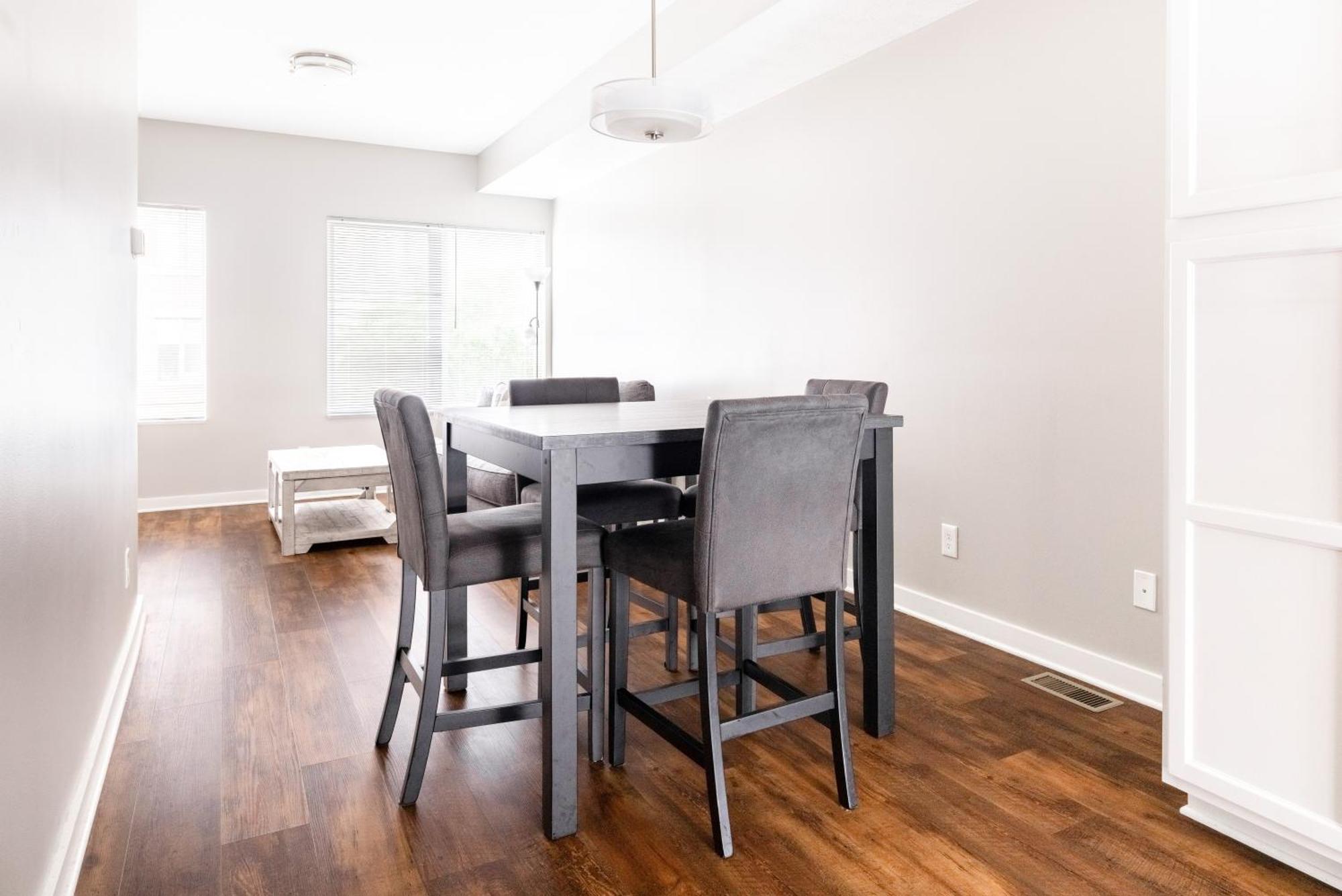 Luxury Downtown Townhome Unit 5 Кливленд Экстерьер фото